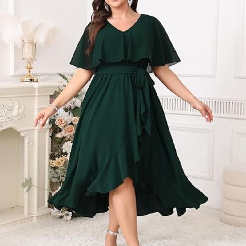 Robe de soirée grande taille manches courtes col V, chiffon fluide, ourlet asymétrique